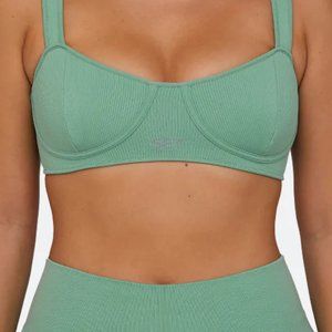 SETActive SCULPTFLEX® LEGGINGS + RARE BRA - NWOT